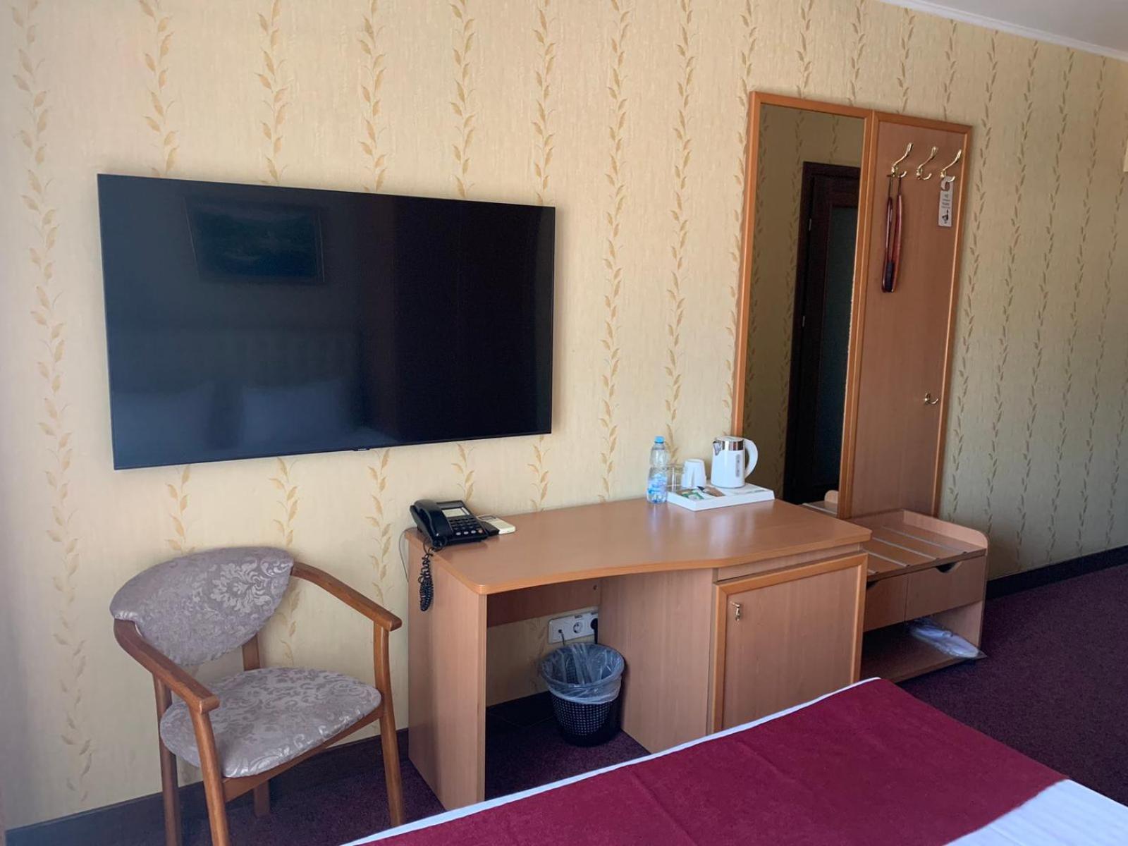 Готельна Ресторація "Україночка" Krivói Rog Exterior foto